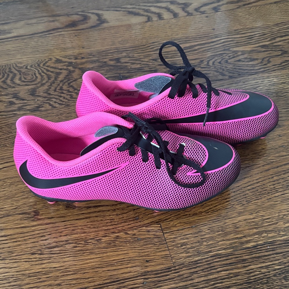 Girls Nike Cleats